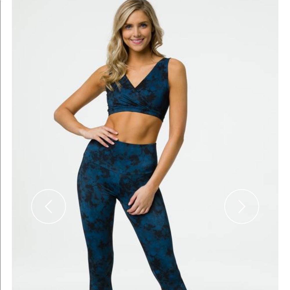 Onzie High Basic Midi Leggings + matching bra set